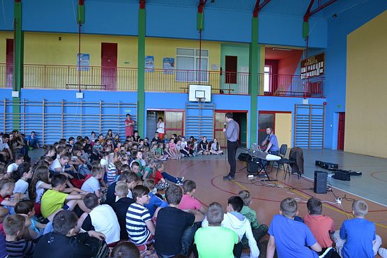 Grafika #5: Muzyka znowu zagościła w szkole