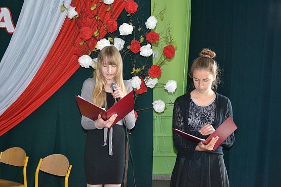 Grafika #0: Apel z okazji rocznicy uchwalenia Konstytucji 3 - go Maja