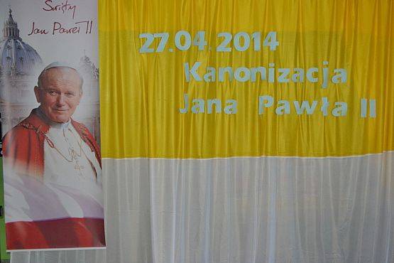Grafika #6: Kanonizacja Jana Pawła II