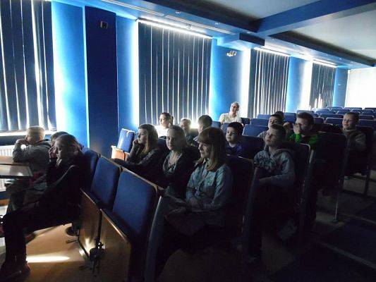 Grafika #2: Wycieczka czwartaków do Gdyni