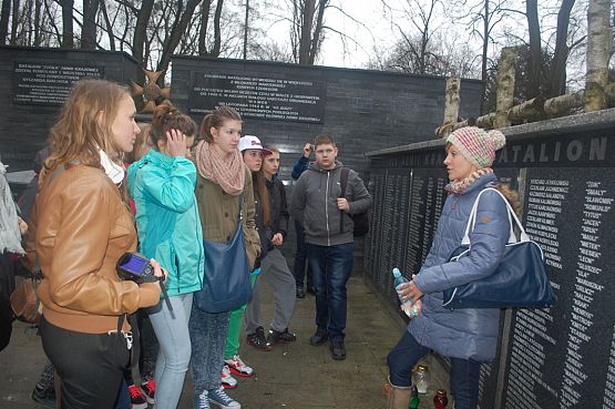 Grafika #2: Wycieczka do Warszawy