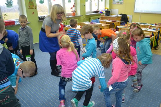Grafika #7: Integracyjna wizyta sześciolatków w klasie I