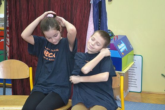 Grafika #4: Kabaret Leśni Skauci