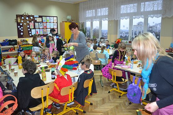 Grafika #0: Karnawał to czas radości i rozrywki