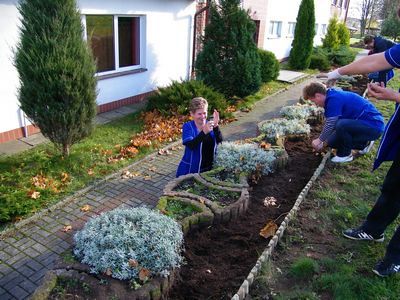 Grafika #3: Szkoła włączyła się do akcji "Pola Nadziei"