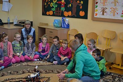 Grafika #1: Zajęcia z robotyki