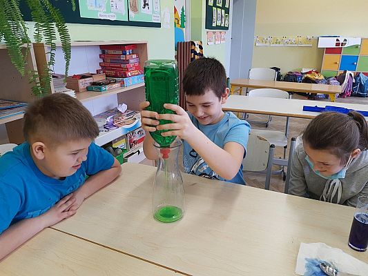 Grafika #30: Eksperymenty z wodą