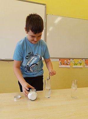 Grafika #5: Eksperymenty z wodą