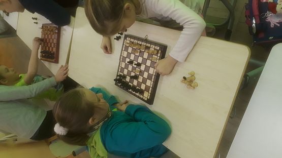 Grafika #1: GRAMY W SZACHY