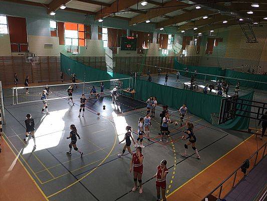 Grafika #1: Kolejny weekend na sportowo z minisiatkówką