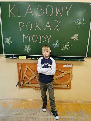 Grafika #6: KLASOWY POKAZ MODY