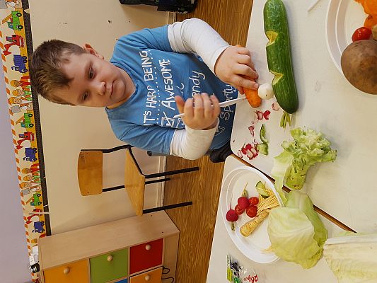 Grafika #27: Ufoludki - Kosmiczny Świat w klasie pierwszej