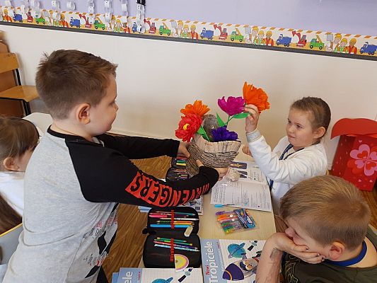 Grafika #9: Dzień Kobiet